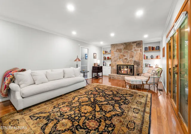 Photo 3 of Single family home for sale at 632 Augusta National Way, Farragut, TN 37934 | MLS# 1348145 | Listing updated on 2026-07-17