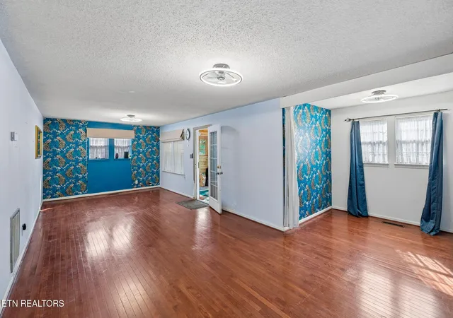 Homes for sale in Chattanooga, TN | 1519 Waterhouse St, Chattanooga, TN 37412 | MLS# 1347354