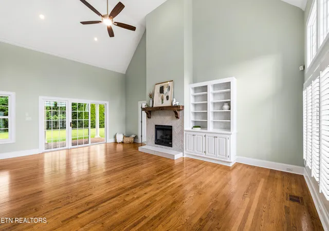 Photo 3 of Single family home for sale at 3746 Jackson Bnd Dr, Louisville, TN 37777 | MLS# 1348125 | Listing updated on 2026-09-21