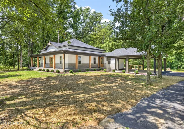 Homes for sale in Cookeville, TN | 909 Hawkins Crawford Rd, Cookeville, TN 38501 | MLS# 1347454