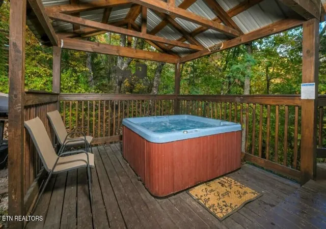 Photo 4 of Sale Pending at 617 Iron Mountain Rd, Pigeon Forge, TN 37863 | MLS# 1348014 | Listing updated on 2026-08-29