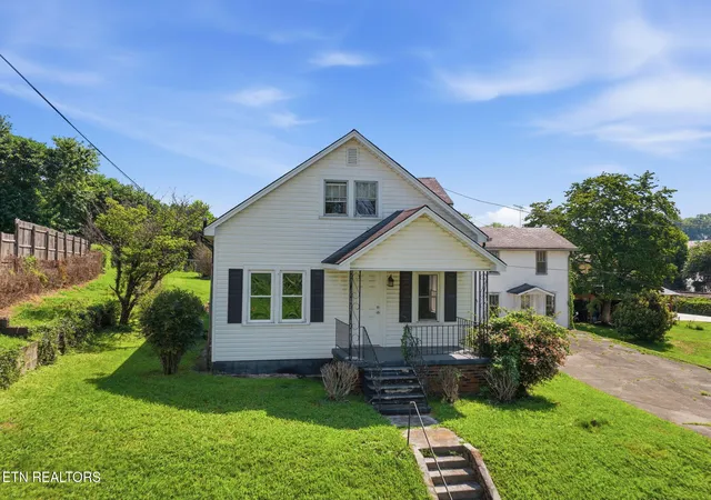 Homes for sale in Harriman, TN | 905 Queen Ave, Harriman, TN 37748 | MLS# 1347196