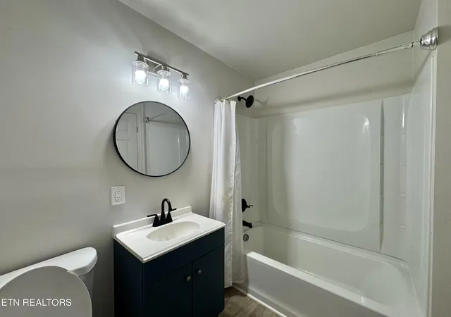 Photo 3 of Single family home for sale at 1812 Rosedale Ave, Knoxville, TN 37915 | MLS# 1347338 | Listing updated on 2026-09-01