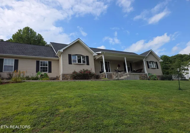 Homes for sale in Pineville, KY | 56 Horizon Estate, Pineville, KY 40977 | MLS# 1347217