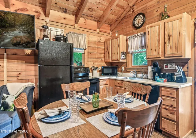 4th image of 722 Nighthawk Wy, Pigeon Forge, TN 37863 | MLS# 1347228