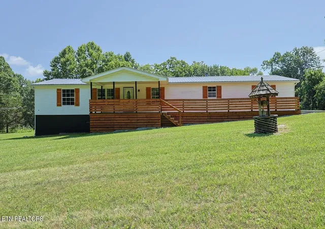 Homes for sale in Jamestown, TN | 418 N Norris St, Jamestown, TN 38556 | MLS# 1347322