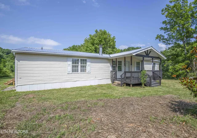 Homes for sale in Tazewell, TN | 1587 Lower Caney Valley Rd, Tazewell, TN 37879 | MLS# 1347237
