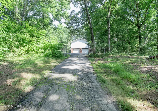 Homes for sale in Kingston, TN | 238 Walnut Grove Rd, Kingston, TN 37763 | MLS# 1347238