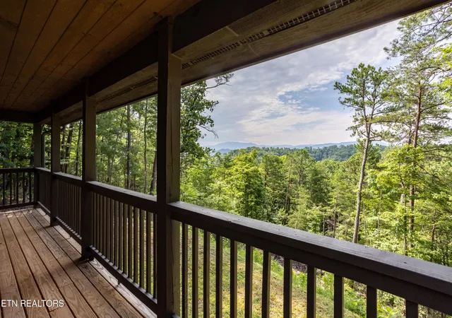Homes for sale in Sevierville, TN | 1936 Seagle Hollow Rd, Sevierville, TN 37876 | MLS# 1347422