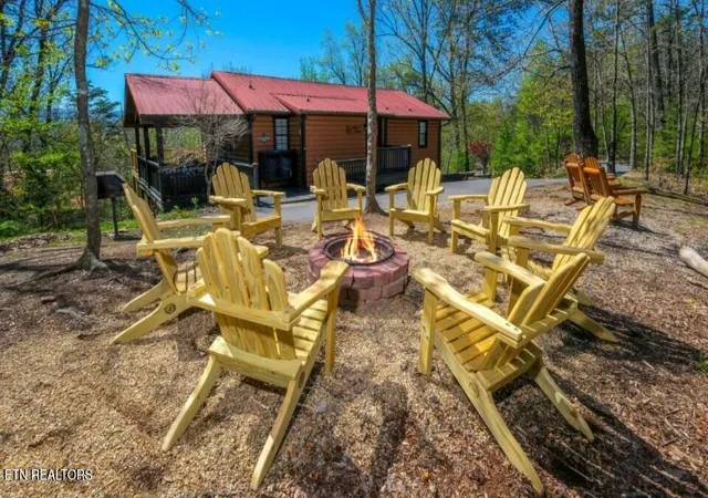 Photo 1 of Single family home for sale at 623 Iron Mountain Rd, Pigeon Forge, TN 37863 | MLS# 1348019 | Listing updated on 2026-08-17