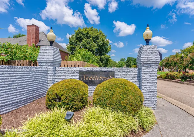 Homes for sale in Knoxville, TN | 7648 Saddlebrooke Dr, Knoxville, TN 37938 | MLS# 1347373