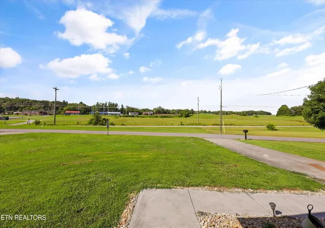 Homes for sale in Sevierville, TN | 1356 Bluegrass Rd, Sevierville, TN 37862 | MLS# 1347384
