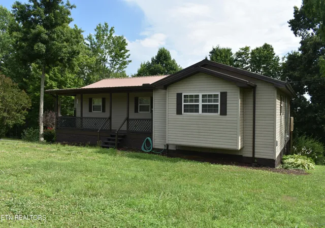 Homes for sale in Tazewell, TN | 227 Southern Ln, Tazewell, TN 37879 | MLS# 1347250