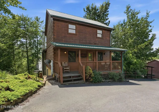 Homes for sale in Pigeon Forge, TN | 534 Chickasaw Gap Wy, Pigeon Forge, TN 37863 | MLS# 1347272