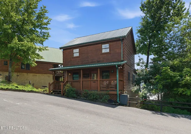 Homes for sale in Pigeon Forge, TN | 534 Chickasaw Gap Wy, Pigeon Forge, TN 37863 | MLS# 1347272