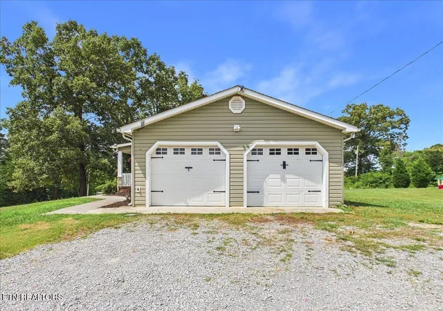 Homes for sale in Englewood, TN | 357 County Road 520, Englewood, TN 37329 | MLS# 1347363