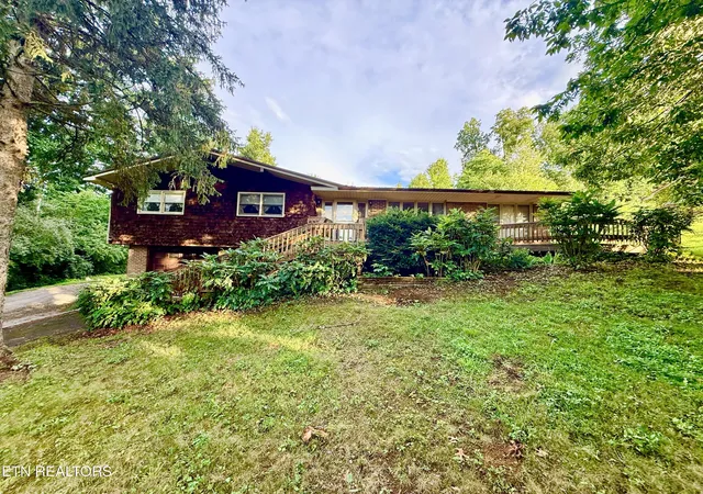 Homes for sale in Jonesville, VA | 1317 Ridgeview Rd, Jonesville, VA 24263 | MLS# 1347268