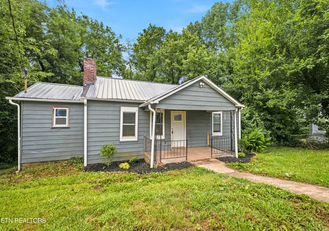 Homes for sale in Knoxville, TN | 354 Nash Rd, Knoxville, TN 37914 | MLS# 1348028