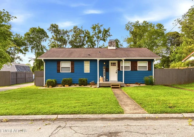 Homes for sale in Oak Ridge, TN | 113 Pallas Rd, Oak Ridge, TN 37830 | MLS# 1347386