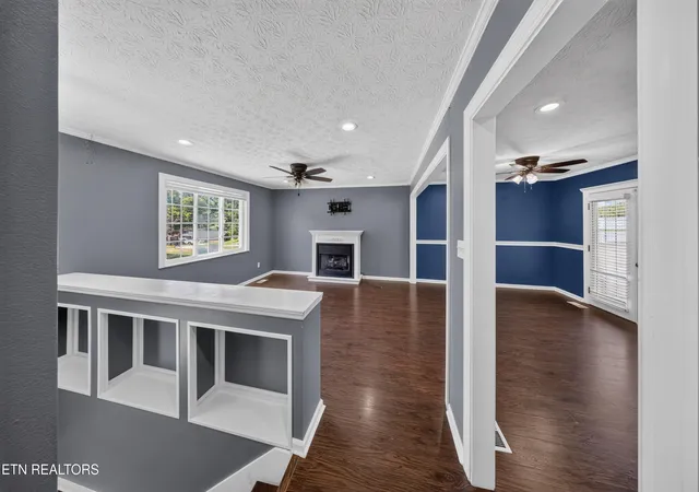 Photo 3 of Sale Pending at 10004 Branchview Dr, Knoxville, TN 37932 | MLS# 1347353 | Listing updated on 2026-08-28