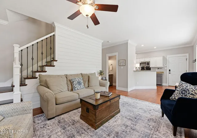 Photo 3 of Sale Pending at 1866 Silver Cloud Ln, Knoxville, TN 37909 | MLS# 1347329 | Listing updated on 2026-09-08