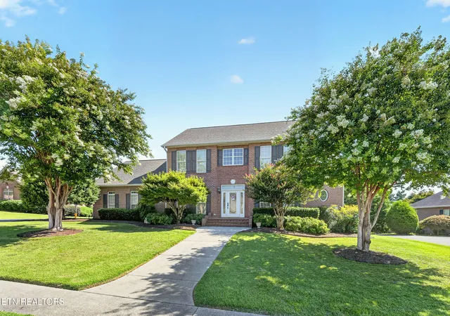 Homes for sale in Alcoa, TN | 1652 Saint Ives Blvd, Alcoa, TN 37701 | MLS# 1347333