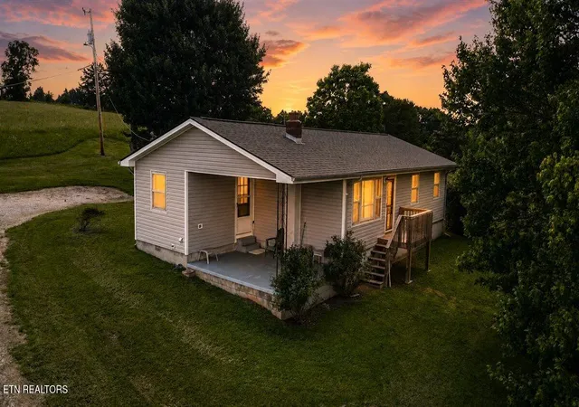 Homes for sale in La Follette, TN | 3824 Demory Rd, La Follette, TN 37766 | MLS# 1347331