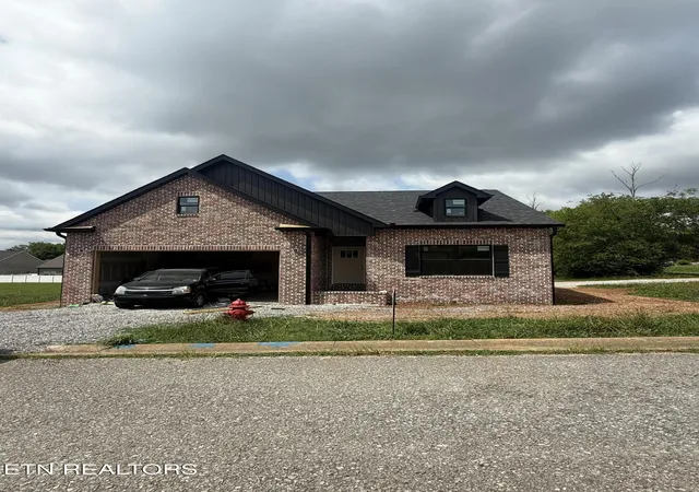 Homes for sale in Seymour, TN | 102 Van Gilder Wy, Seymour, TN 37865 | MLS# 1347436