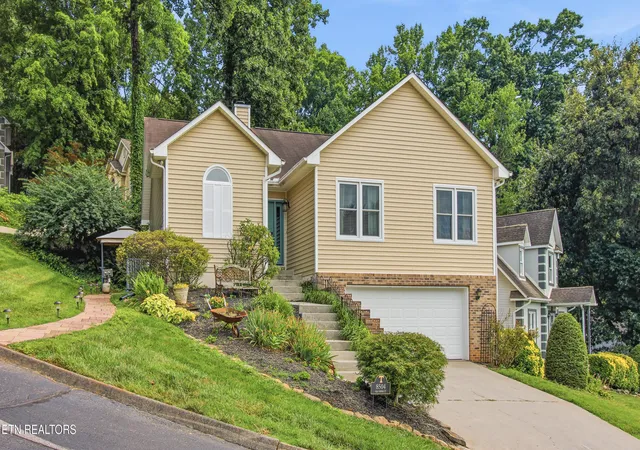 1st image of 8504 Old Towne Ct, Knoxville, TN 37923 | MLS# 1347450