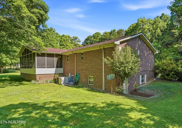 Homes for sale in Riceville, TN | 2104 Hwy 163, Riceville, TN 37370 | MLS# 1347474