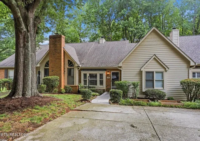 Photo 1 of Condo for sale at 1120 Harrogate Dr, Knoxville, TN 37923 | MLS# 1347542 | Listing updated on 2026-08-18