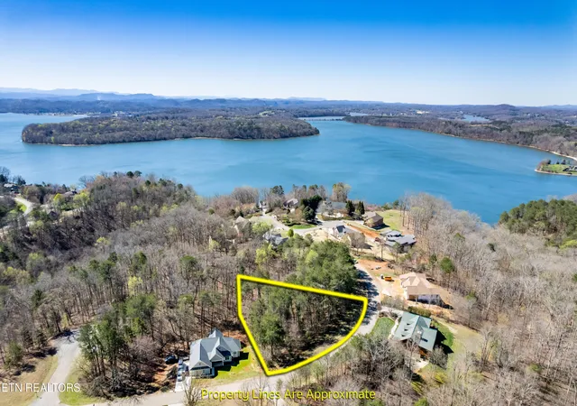 Homes for sale in Maryville, TN | Indian Shadows Dr Lot 112, Maryville, TN 37801 | MLS# 1347536