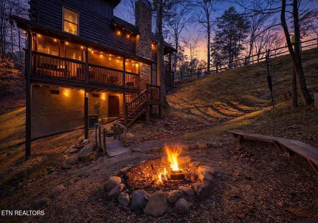 4th image of 952 Iron Mountain Rd, Pigeon Forge, TN 37863 | MLS# 1348022