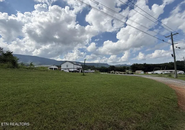 Homes for sale in Cosby, TN | 455 Mcgaha Chapel Rd, Cosby, TN 37722 | MLS# 1347375