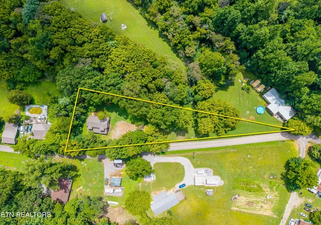49th image of 143 Old West Millers Cove Rd, Walland, TN 37886 | MLS# 1347517