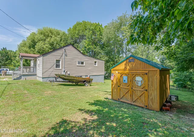 Photo 3 of Single family home for sale at 1013 E Drive, Knoxville, TN 37920 | MLS# 1347382 | Listing updated on 2026-07-08