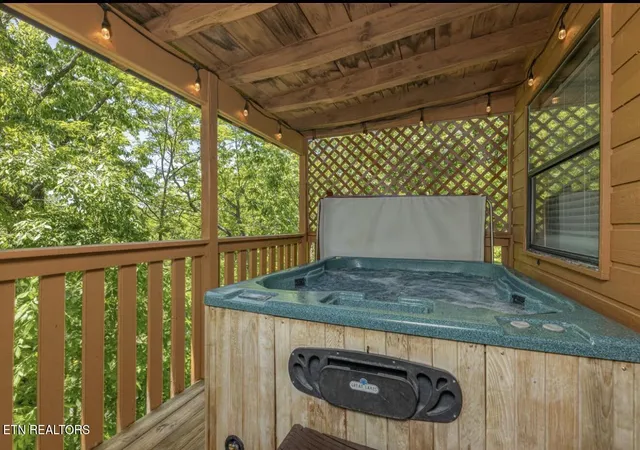 Homes for sale in Sevierville, TN | 803 Sunrise Blvd, Sevierville, TN 37862 | MLS# 1347631