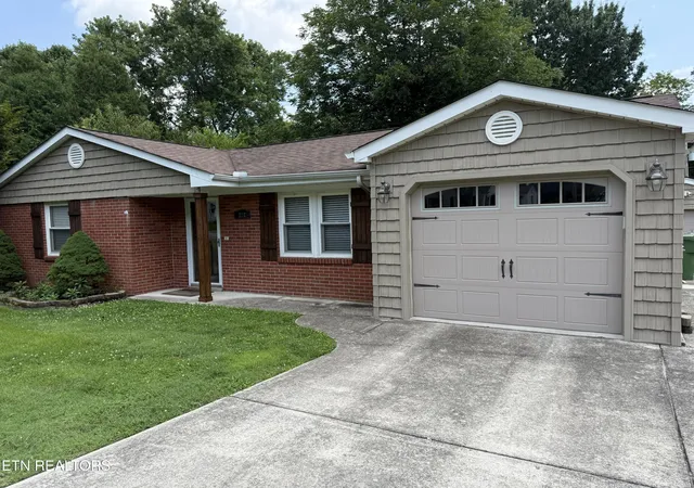 39th image of 212 Barnes Ave, Maryville, TN 37803 | MLS# 1347390