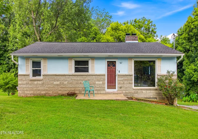 Homes for sale in Knoxville, TN | 5707 Cilla Rd, Knoxville, TN 37920 | MLS# 1347682