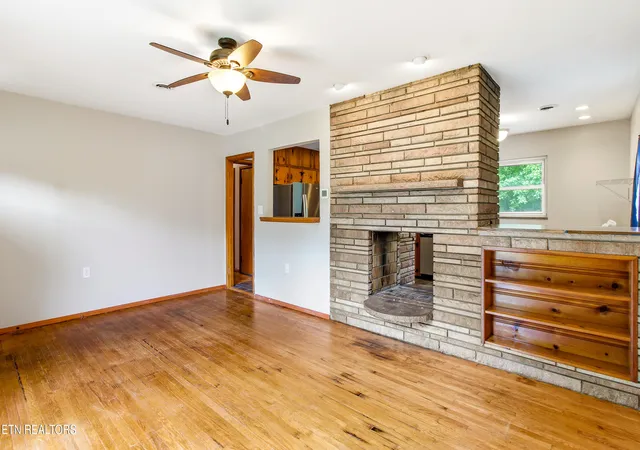Homes for sale in Knoxville, TN | 5707 Cilla Rd, Knoxville, TN 37920 | MLS# 1347682