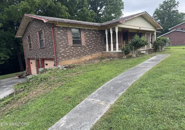 Homes for sale in Talbott, TN | 732 Greenbriar Rd, Talbott, TN 37877 | MLS# 1347435