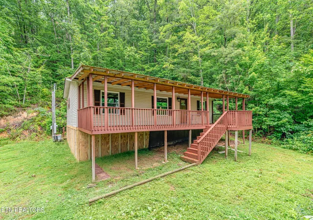 1st image of 4549 Harriman Hwy, Harriman, TN 37748 | MLS# 1347913