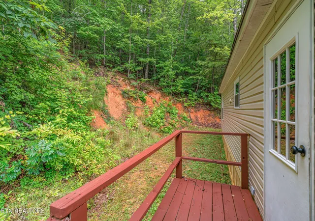 3rd image of 4549 Harriman Hwy, Harriman, TN 37748 | MLS# 1347913