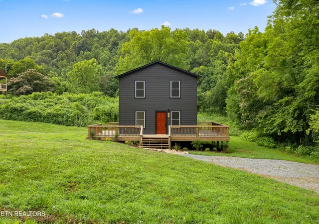 Homes for sale in Cosby, TN | 157 Greasy Cove Rd, Cosby, TN 37722 | MLS# 1347561