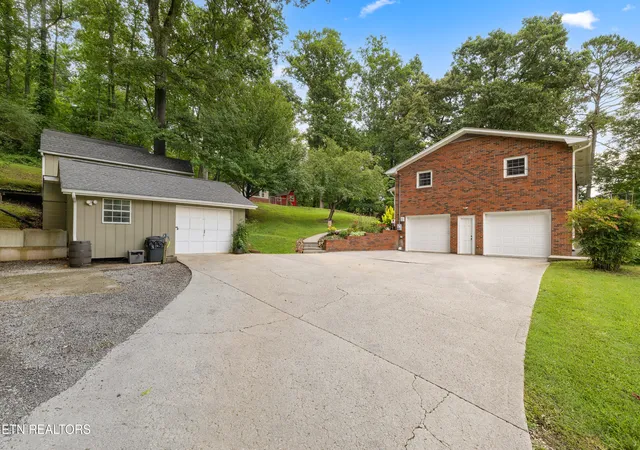 2nd image of 288 Mountain View Rd, Heiskell, TN 37754 | MLS# 1347761