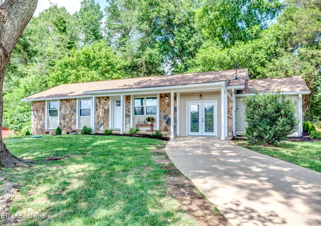 Photo 1 of Sale Pending at 8224 Tumbleweed Tr, Knoxville, TN 37920 | MLS# 1347466 | Listing updated on 2026-07-22