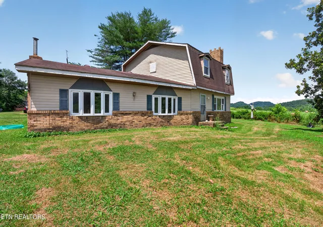 Homes for sale in Gainesboro, TN | 187 Edwin Smith Ln, Gainesboro, TN 38562 | MLS# 1347552