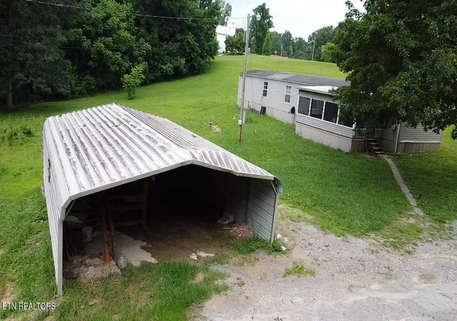 14th image of 215 Central Ave, Lancing, TN 37770 | MLS# 1347520