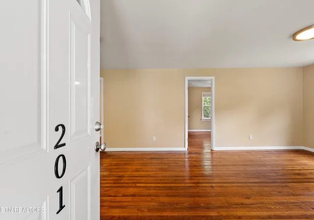 4th image of 201 W 9Th Ave, Lenoir City, TN 37771 | MLS# 1347501