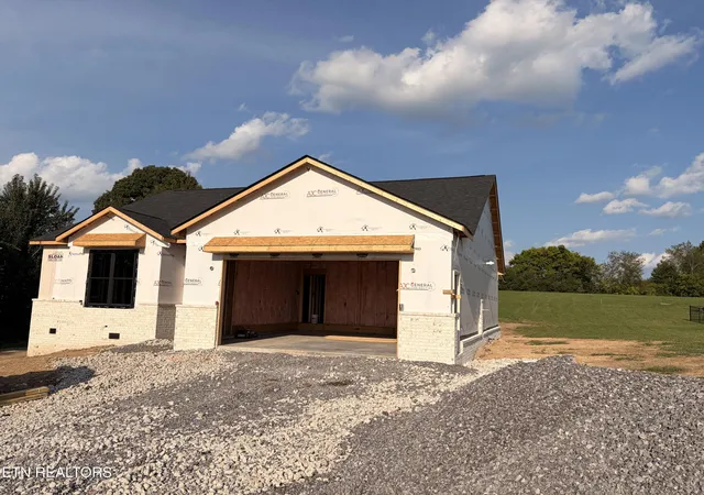 1st image of 5823 Caldwell Rd, Loudon, TN 37774 | MLS# 1347518